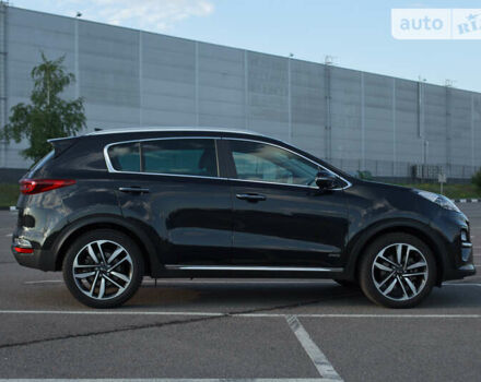 Черный Киа Sportage, объемом двигателя 1.6 л и пробегом 117 тыс. км за 22222 $, фото 6 на Automoto.ua