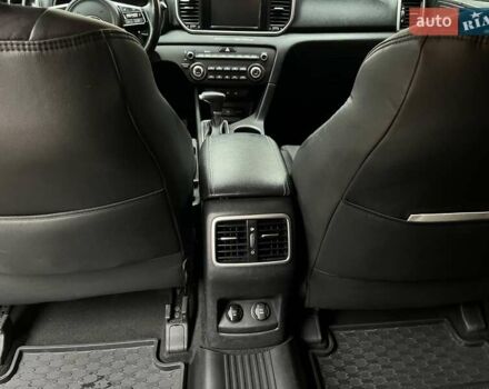 Черный Киа Sportage, объемом двигателя 1.59 л и пробегом 63 тыс. км за 19100 $, фото 18 на Automoto.ua