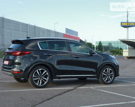 Черный Киа Sportage, объемом двигателя 1.6 л и пробегом 117 тыс. км за 22222 $, фото 4 на Automoto.ua