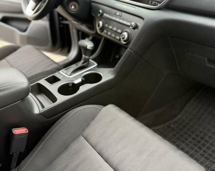 Черный Киа Sportage, объемом двигателя 2.36 л и пробегом 92 тыс. км за 16500 $, фото 16 на Automoto.ua