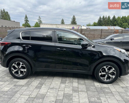 Черный Киа Sportage, объемом двигателя 2.36 л и пробегом 107 тыс. км за 18000 $, фото 2 на Automoto.ua