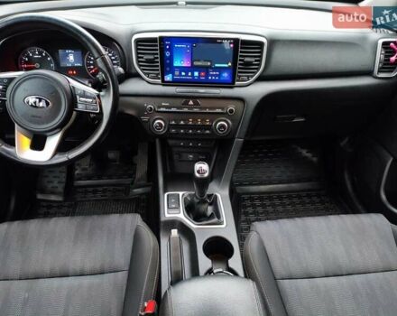 Черный Киа Sportage, объемом двигателя 1.59 л и пробегом 41 тыс. км за 18000 $, фото 21 на Automoto.ua