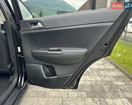 Черный Киа Sportage, объемом двигателя 2.36 л и пробегом 107 тыс. км за 18000 $, фото 15 на Automoto.ua
