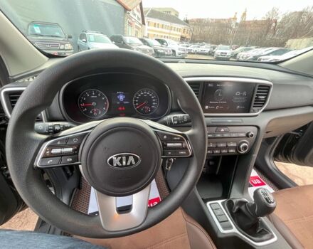 Чорний Кіа Sportage, об'ємом двигуна 1.6 л та пробігом 57 тис. км за 18990 $, фото 33 на Automoto.ua