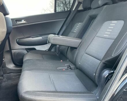 Черный Киа Sportage, объемом двигателя 2.4 л и пробегом 118 тыс. км за 16000 $, фото 13 на Automoto.ua