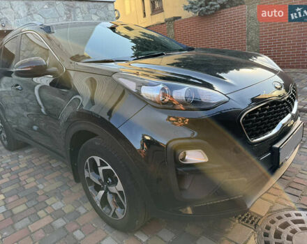 Чорний Кіа Sportage, об'ємом двигуна 1.6 л та пробігом 61 тис. км за 17900 $, фото 2 на Automoto.ua