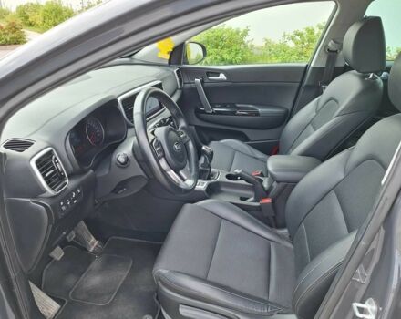 Киа Sportage 2021 в Днепре (Днепропетровске) на Automoto.ua Черный Киа Sportage, объемом двигателя 1.6 л и пробегом 20 тыс. км за 10000 $, фото 6 на Automoto.ua