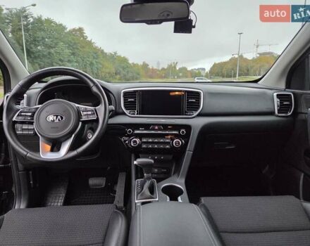 Черный Киа Sportage, объемом двигателя 2 л и пробегом 90 тыс. км за 26000 $, фото 30 на Automoto.ua