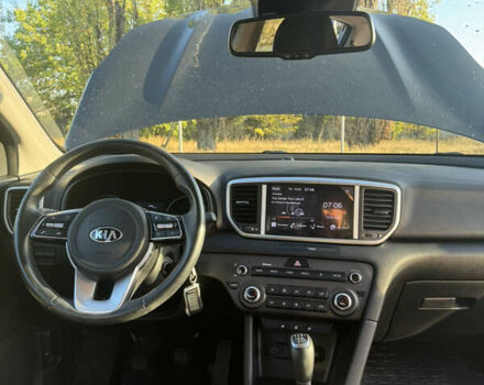 Черный Киа Sportage, объемом двигателя 1.59 л и пробегом 33 тыс. км за 19000 $, фото 23 на Automoto.ua
