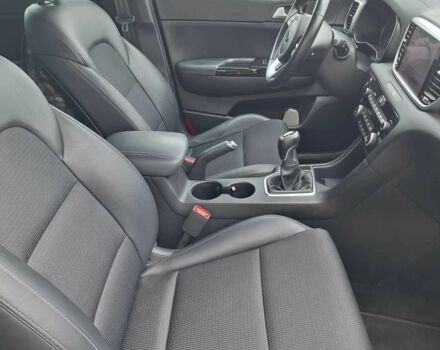 Киа Sportage 2021 в Днепре (Днепропетровске) на Automoto.ua Черный Киа Sportage, объемом двигателя 1.6 л и пробегом 20 тыс. км за 10000 $, фото 5 на Automoto.ua