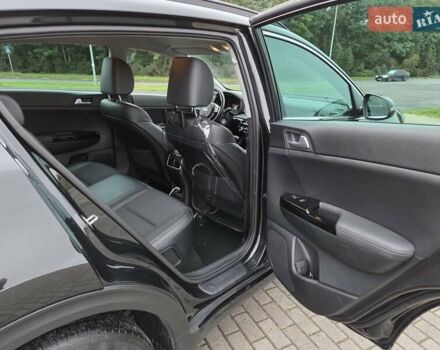 Черный Киа Sportage, объемом двигателя 2 л и пробегом 90 тыс. км за 26000 $, фото 34 на Automoto.ua