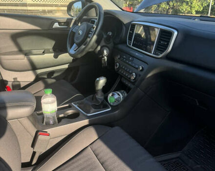 Черный Киа Sportage, объемом двигателя 1.59 л и пробегом 33 тыс. км за 19000 $, фото 19 на Automoto.ua