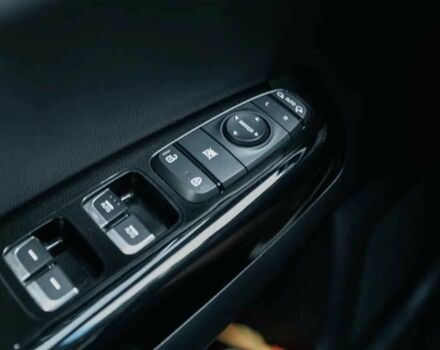 Черный Киа Sportage, объемом двигателя 2 л и пробегом 70 тыс. км за 15800 $, фото 8 на Automoto.ua