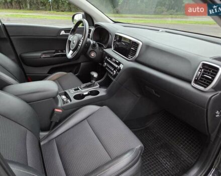 Черный Киа Sportage, объемом двигателя 2 л и пробегом 90 тыс. км за 26000 $, фото 36 на Automoto.ua