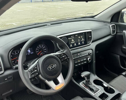 Черный Киа Sportage, объемом двигателя 2.36 л и пробегом 113 тыс. км за 17500 $, фото 13 на Automoto.ua