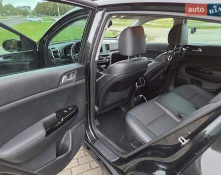 Черный Киа Sportage, объемом двигателя 2 л и пробегом 90 тыс. км за 26000 $, фото 28 на Automoto.ua