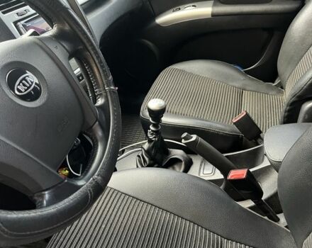 Черный Киа Sportage, объемом двигателя 2 л и пробегом 257 тыс. км за 7900 $, фото 5 на Automoto.ua