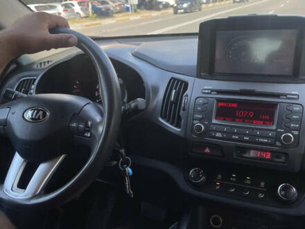 Чорний Кіа Sportage, об'ємом двигуна 2 л та пробігом 156 тис. км за 12000 $, фото 1 на Automoto.ua