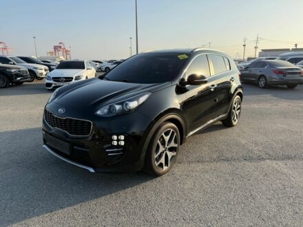 Киа Sportage 2016 в Киеве на Automoto.ua Черный Киа Sportage, объемом двигателя 2 л и пробегом 107 тыс. км за 15900 $, фото 1 на Automoto.ua