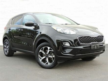 Черный Киа Sportage, объемом двигателя 0 л и пробегом 50 тыс. км за 16000 $, фото 1 на Automoto.ua