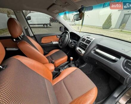 Коричневый Киа Sportage, объемом двигателя 0 л и пробегом 268 тыс. км за 6900 $, фото 14 на Automoto.ua