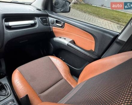 Коричневый Киа Sportage, объемом двигателя 0 л и пробегом 268 тыс. км за 6900 $, фото 17 на Automoto.ua