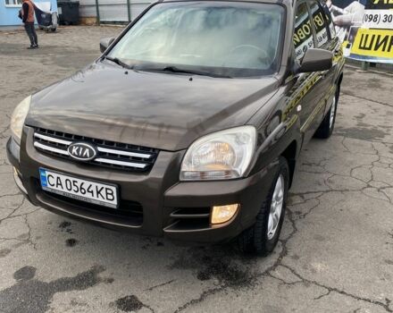 Коричневый Киа Sportage, объемом двигателя 2 л и пробегом 241 тыс. км за 8000 $, фото 1 на Automoto.ua