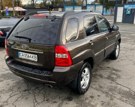 Коричневый Киа Sportage, объемом двигателя 2 л и пробегом 241 тыс. км за 8000 $, фото 2 на Automoto.ua