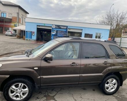 Коричневый Киа Sportage, объемом двигателя 2 л и пробегом 241 тыс. км за 8000 $, фото 4 на Automoto.ua