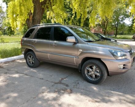 Коричневий Кіа Sportage, об'ємом двигуна 2 л та пробігом 232 тис. км за 8500 $, фото 1 на Automoto.ua