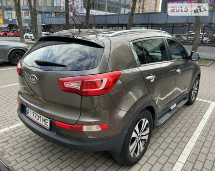 Коричневий Кіа Sportage, об'ємом двигуна 2 л та пробігом 194 тис. км за 13750 $, фото 7 на Automoto.ua