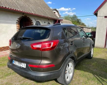 Коричневый Киа Sportage, объемом двигателя 0.24 л и пробегом 190 тыс. км за 11000 $, фото 2 на Automoto.ua