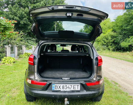 Коричневый Киа Sportage, объемом двигателя 1.7 л и пробегом 287 тыс. км за 11900 $, фото 14 на Automoto.ua
