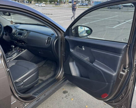 Коричневий Кіа Sportage, об'ємом двигуна 2 л та пробігом 188 тис. км за 14500 $, фото 8 на Automoto.ua