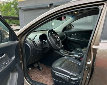 Коричневый Киа Sportage, объемом двигателя 2 л и пробегом 155 тыс. км за 13500 $, фото 10 на Automoto.ua