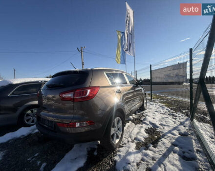 Коричневий Кіа Sportage, об'ємом двигуна 1.6 л та пробігом 236 тис. км за 11600 $, фото 5 на Automoto.ua