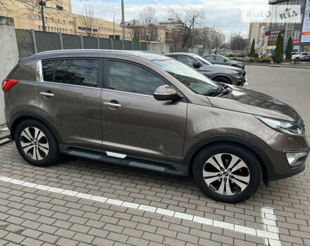 Коричневий Кіа Sportage, об'ємом двигуна 2 л та пробігом 194 тис. км за 15000 $, фото 5 на Automoto.ua