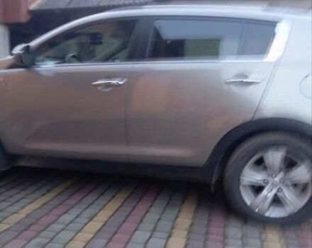 Коричневый Киа Sportage, объемом двигателя 2 л и пробегом 255 тыс. км за 12300 $, фото 1 на Automoto.ua