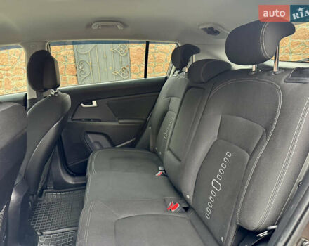 Коричневый Киа Sportage, объемом двигателя 2 л и пробегом 202 тыс. км за 12900 $, фото 32 на Automoto.ua