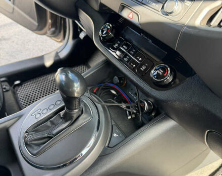 Коричневий Кіа Sportage, об'ємом двигуна 2 л та пробігом 188 тис. км за 14500 $, фото 24 на Automoto.ua