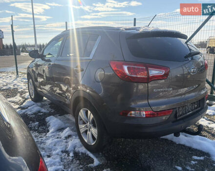Коричневий Кіа Sportage, об'ємом двигуна 1.6 л та пробігом 236 тис. км за 11600 $, фото 10 на Automoto.ua