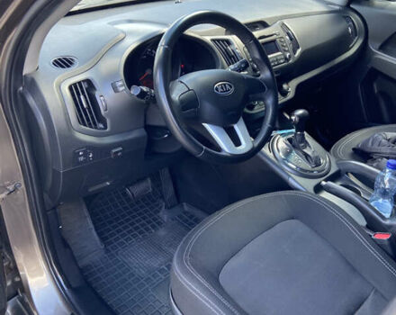 Коричневий Кіа Sportage, об'ємом двигуна 2 л та пробігом 173 тис. км за 11666 $, фото 9 на Automoto.ua