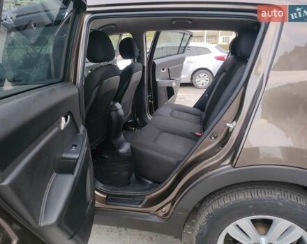 Коричневый Киа Sportage, объемом двигателя 2.4 л и пробегом 164 тыс. км за 11750 $, фото 13 на Automoto.ua
