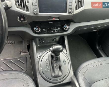 Коричневий Кіа Sportage, об'ємом двигуна 2 л та пробігом 197 тис. км за 14800 $, фото 19 на Automoto.ua