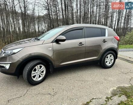 Коричневый Киа Sportage, объемом двигателя 2 л и пробегом 245 тыс. км за 11700 $, фото 5 на Automoto.ua