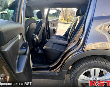 Коричневий Кіа Sportage, об'ємом двигуна 2.4 л та пробігом 160 тис. км за 11650 $, фото 4 на Automoto.ua