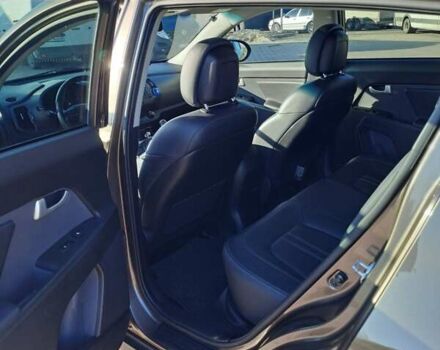 Коричневый Киа Sportage, объемом двигателя 1.6 л и пробегом 220 тыс. км за 11500 $, фото 1 на Automoto.ua
