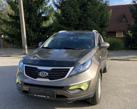 Коричневий Кіа Sportage, об'ємом двигуна 2 л та пробігом 173 тис. км за 11666 $, фото 6 на Automoto.ua