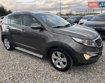 Коричневий Кіа Sportage, об'ємом двигуна 2 л та пробігом 190 тис. км за 13950 $, фото 22 на Automoto.ua
