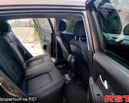 Коричневий Кіа Sportage, об'ємом двигуна 2.4 л та пробігом 160 тис. км за 11650 $, фото 5 на Automoto.ua